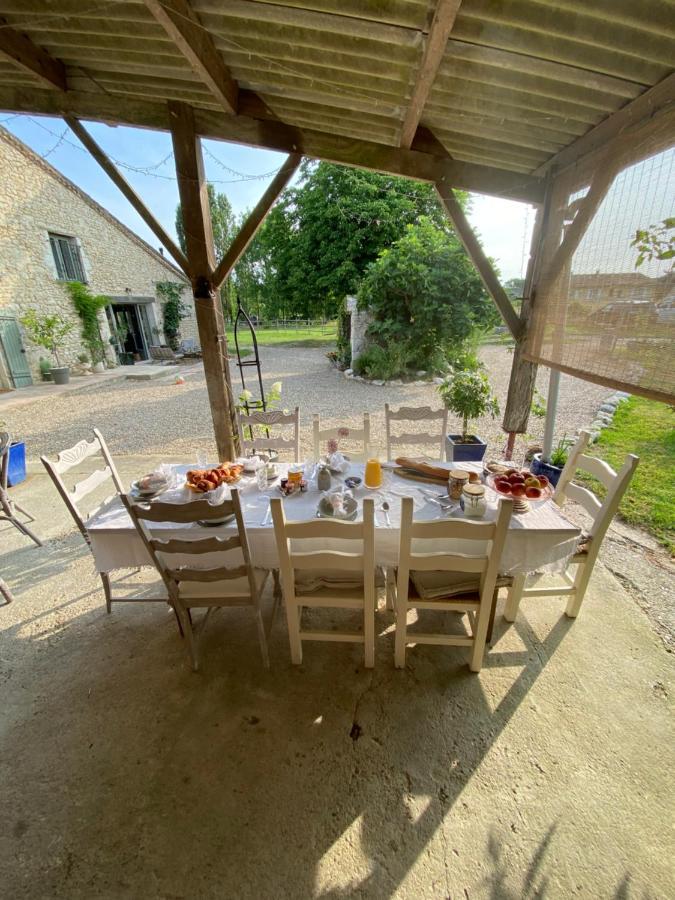 Figtrees Bed & Breakfast Margueron Exterior photo